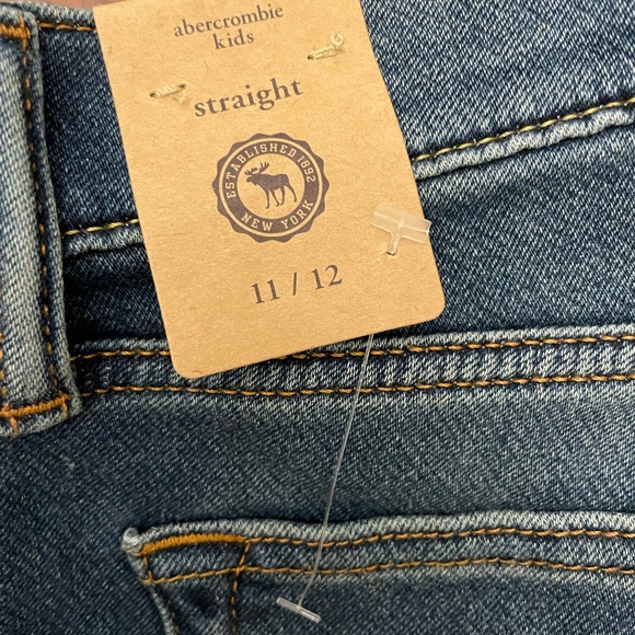 Jeans Abercrombie Kids Straight leg super soft cozy denim size 11/12 brand new - Picture 7 of 7